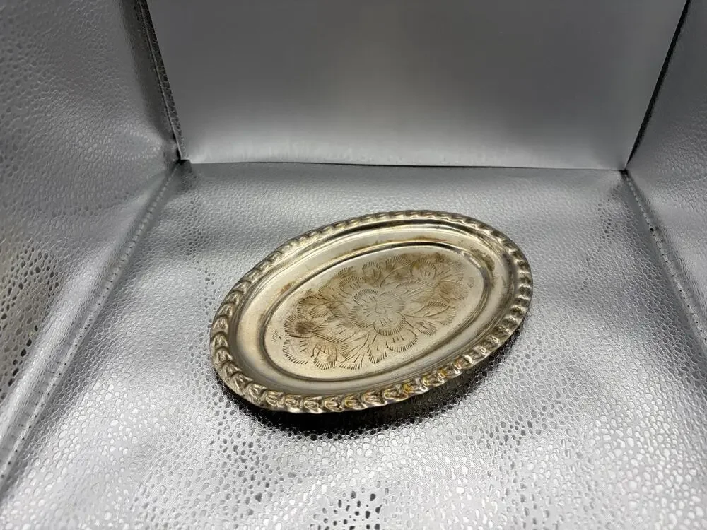 Dainty Silverplated Oval Dish with etched flowers International Silver Co.
